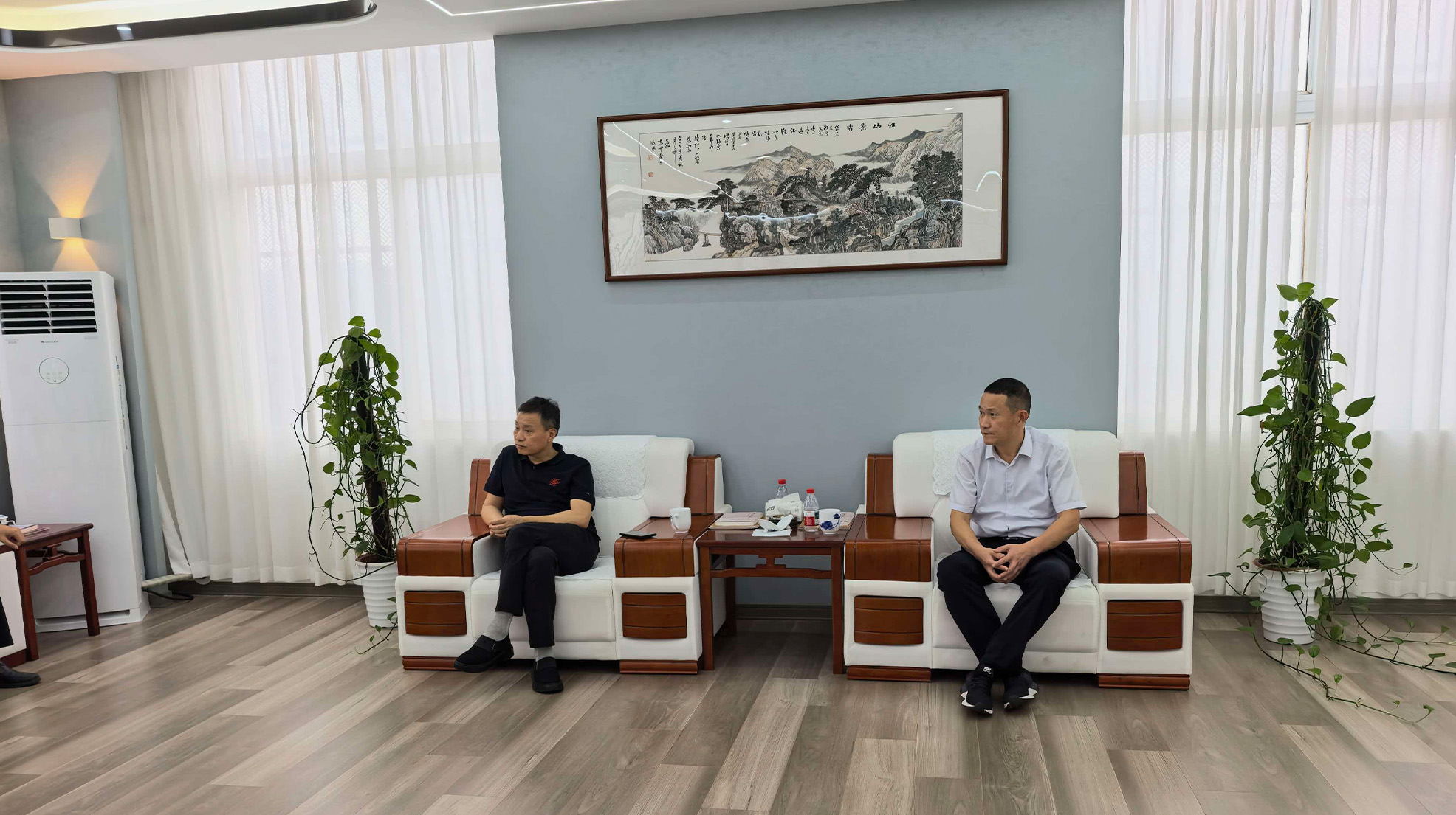 7-22 工发集团参观 3